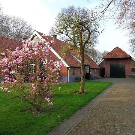 Thil'S Bed And Breakfast Ambt Delden Eksteriør billede