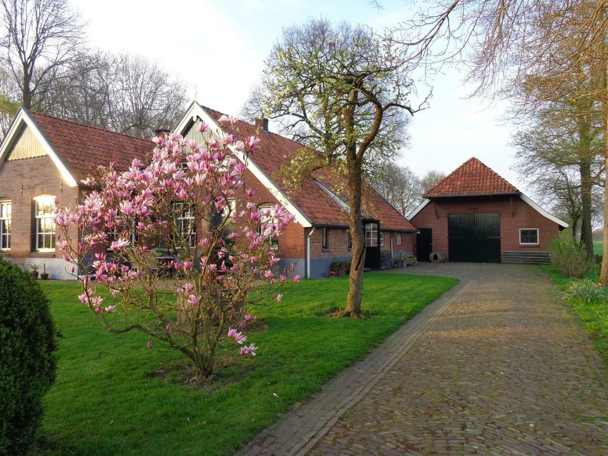 Thil'S Bed And Breakfast Ambt Delden Eksteriør billede