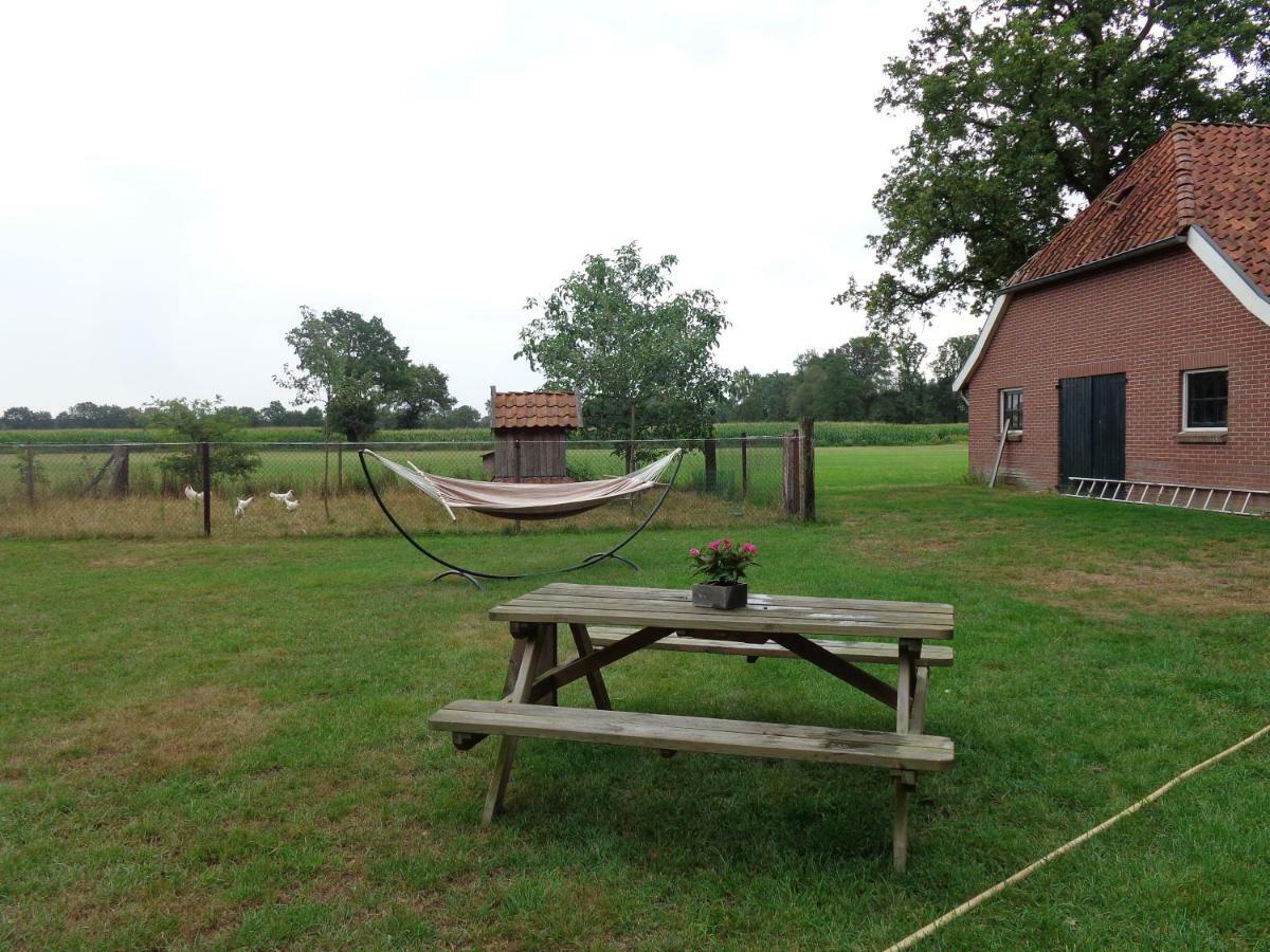 Thil'S Bed And Breakfast Ambt Delden Eksteriør billede