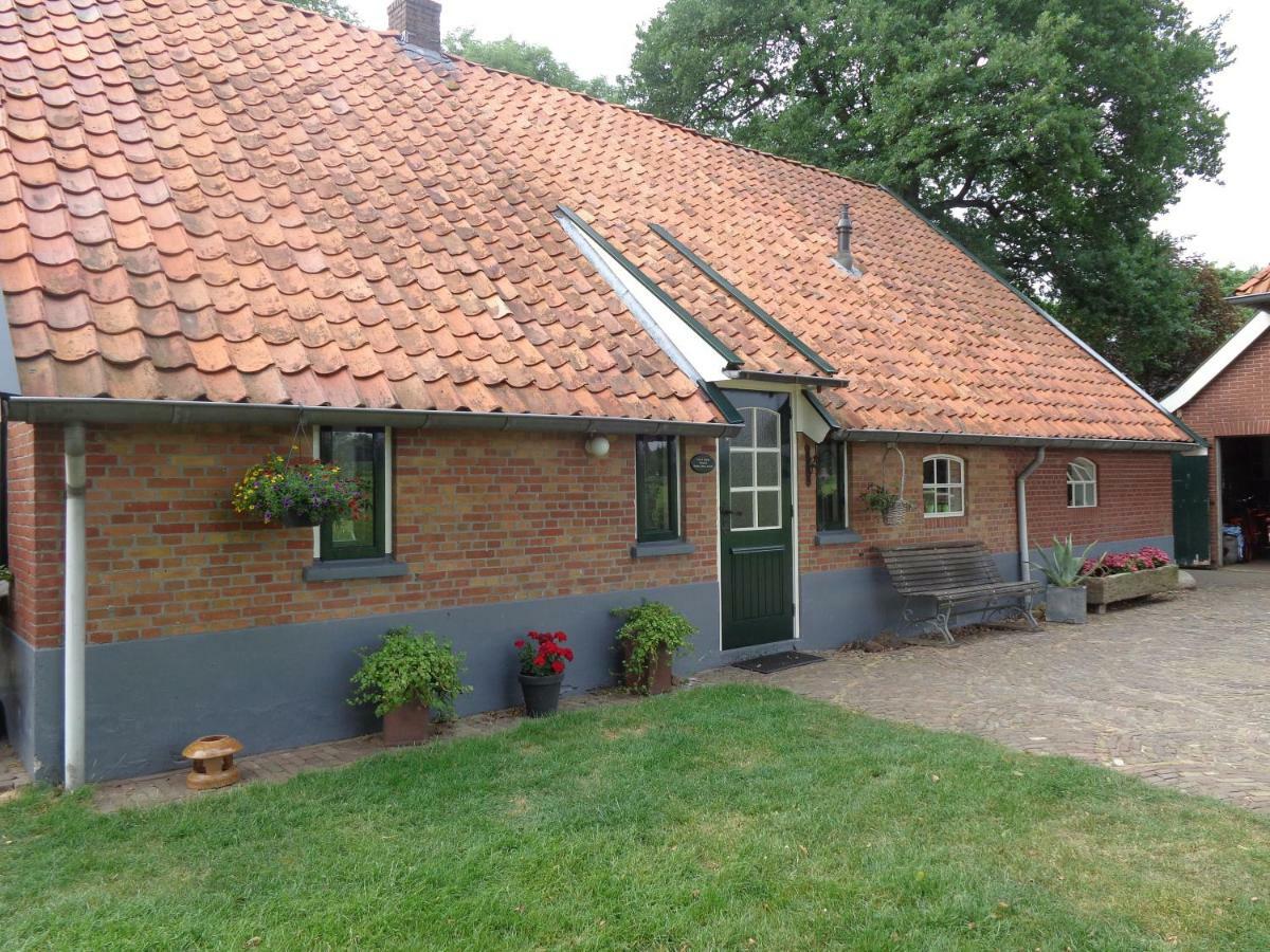 Thil'S Bed And Breakfast Ambt Delden Eksteriør billede